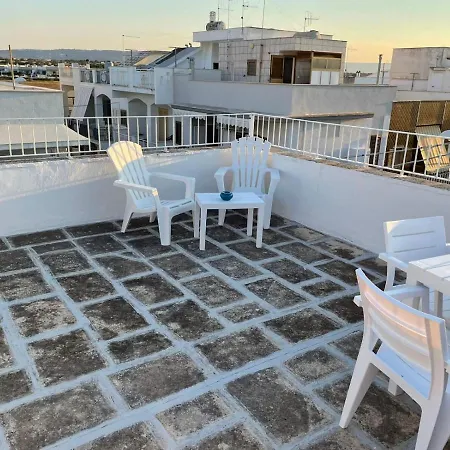 בית נופש Casa Azzurro אוסטוני